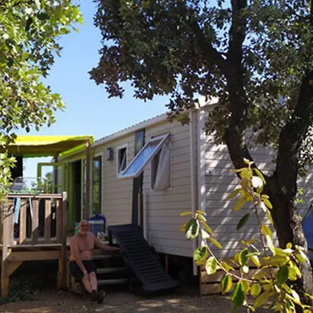 Mobil Confortable Avec Terrasse Pour 5 Personnes - Api-1-52-1161 Campingplads *